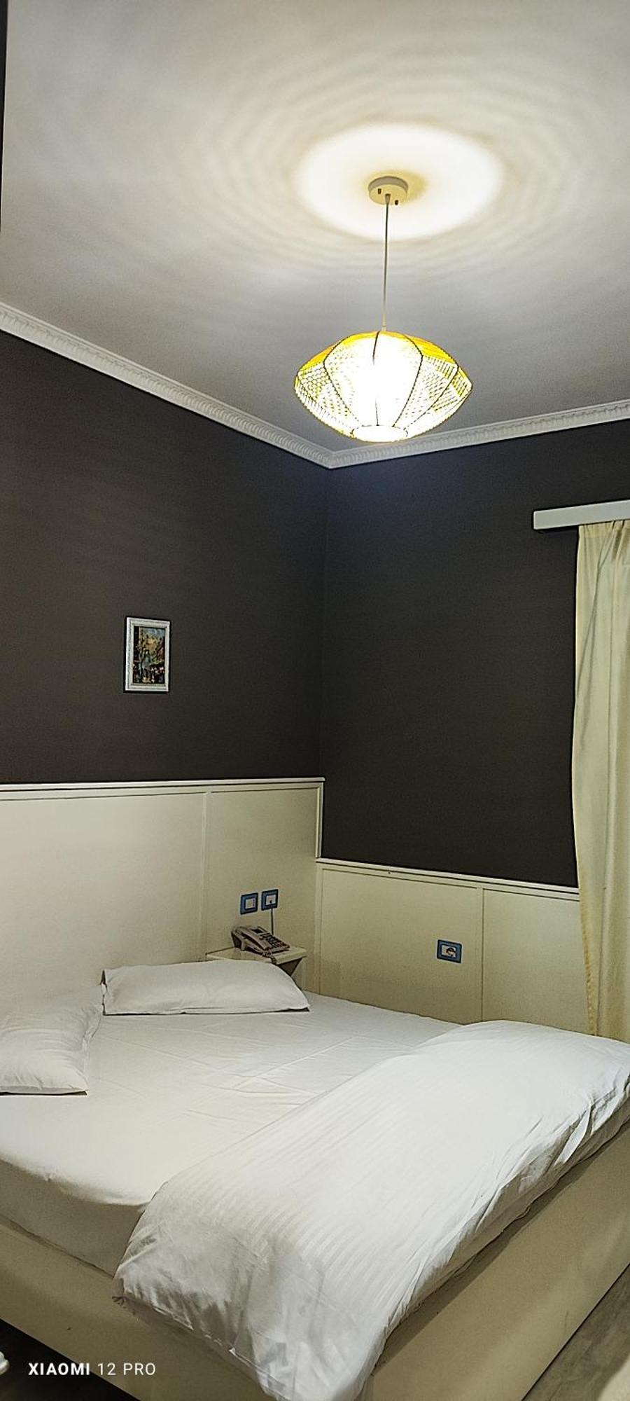 Hotel Kastria Tirana Eksteriør billede