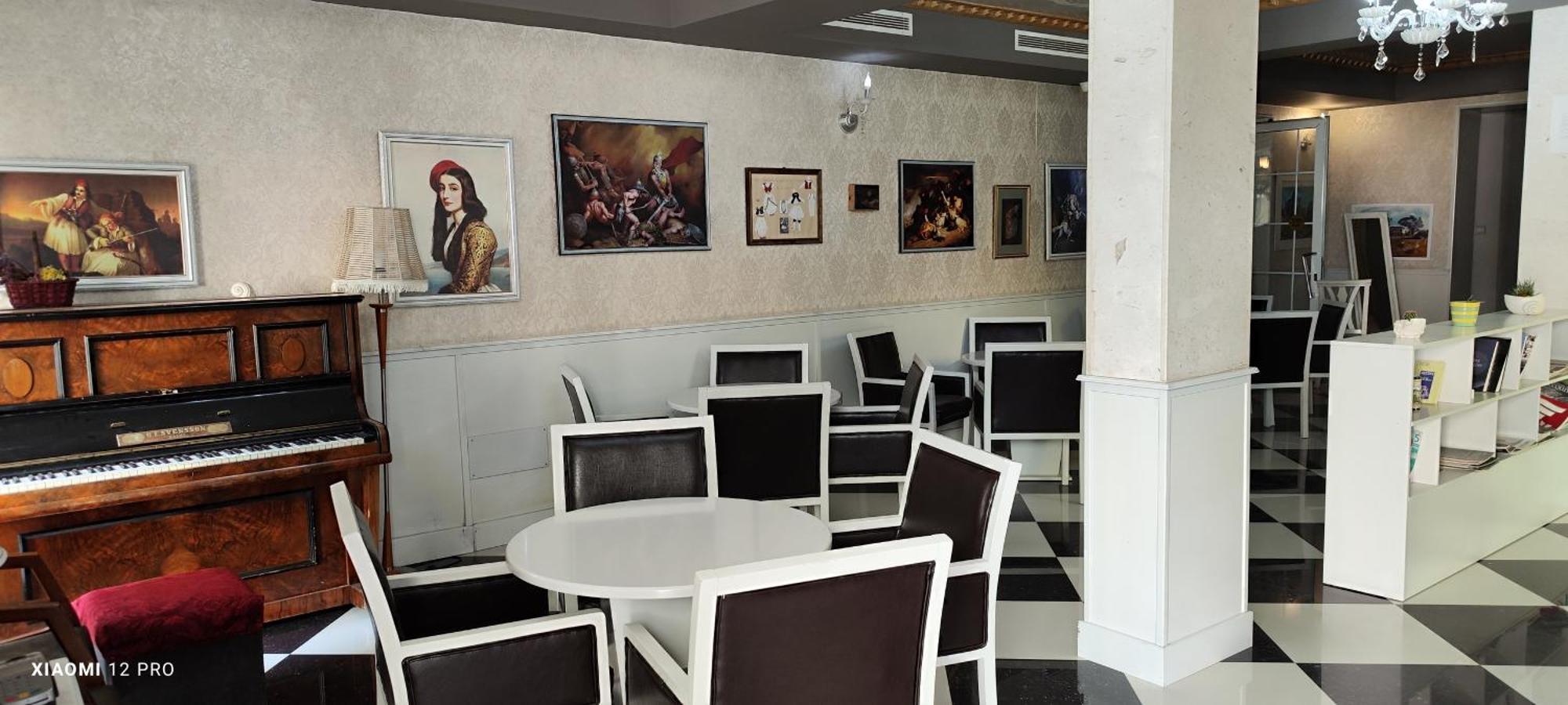 Hotel Kastria Tirana Eksteriør billede